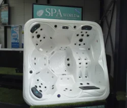 Jacuzzi exterior / interior - SPA WORLD Ohio H-09 White - Spa World